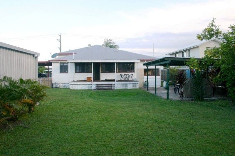 57  Woondooma Street, BUNDABERG WEST QLD 4670, Bundaberg West - Thumbnail 6