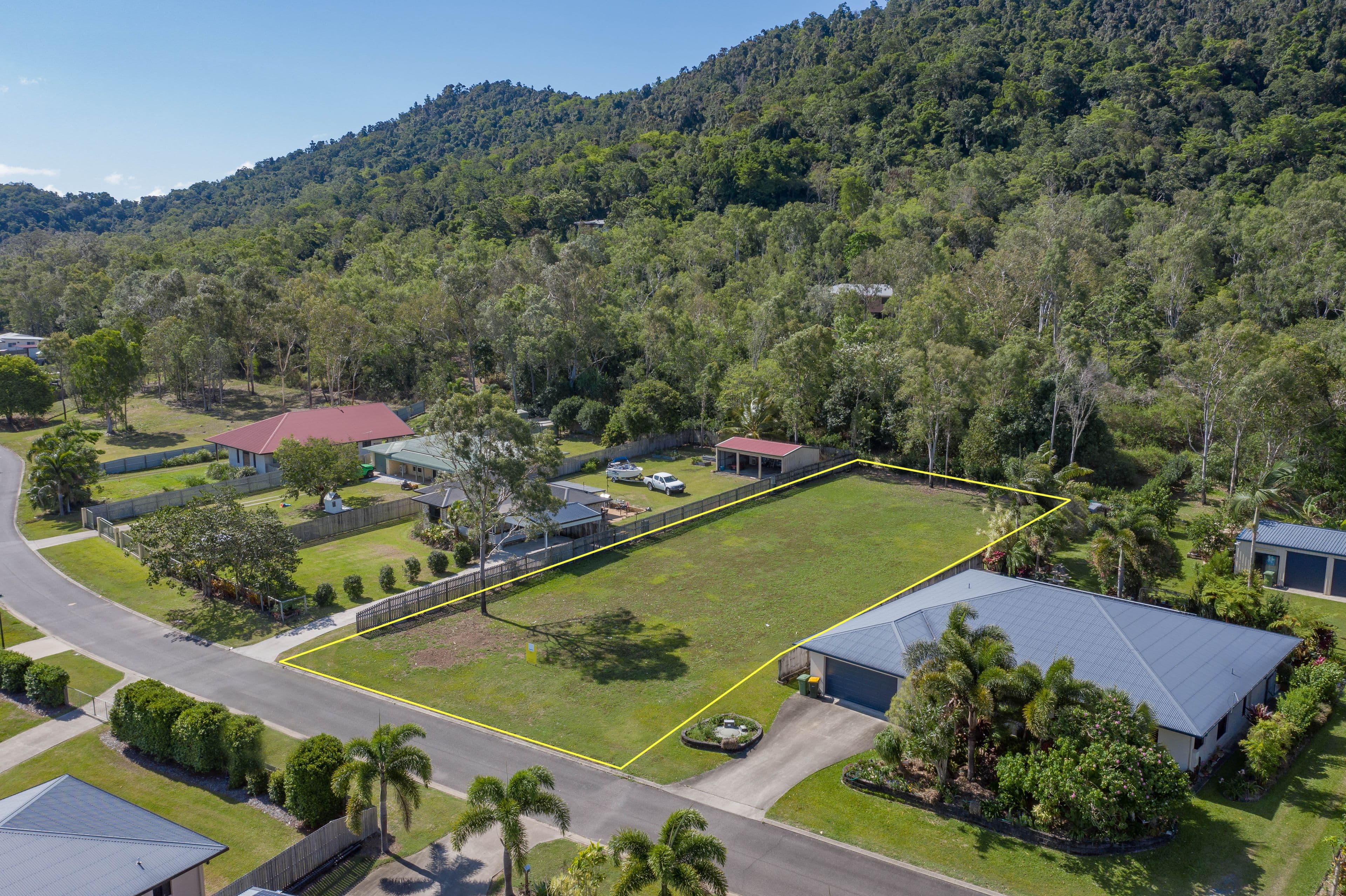 29 Riverview Drive, Mount Julian QLD 4800, Mount Julian - Thumbnail 3