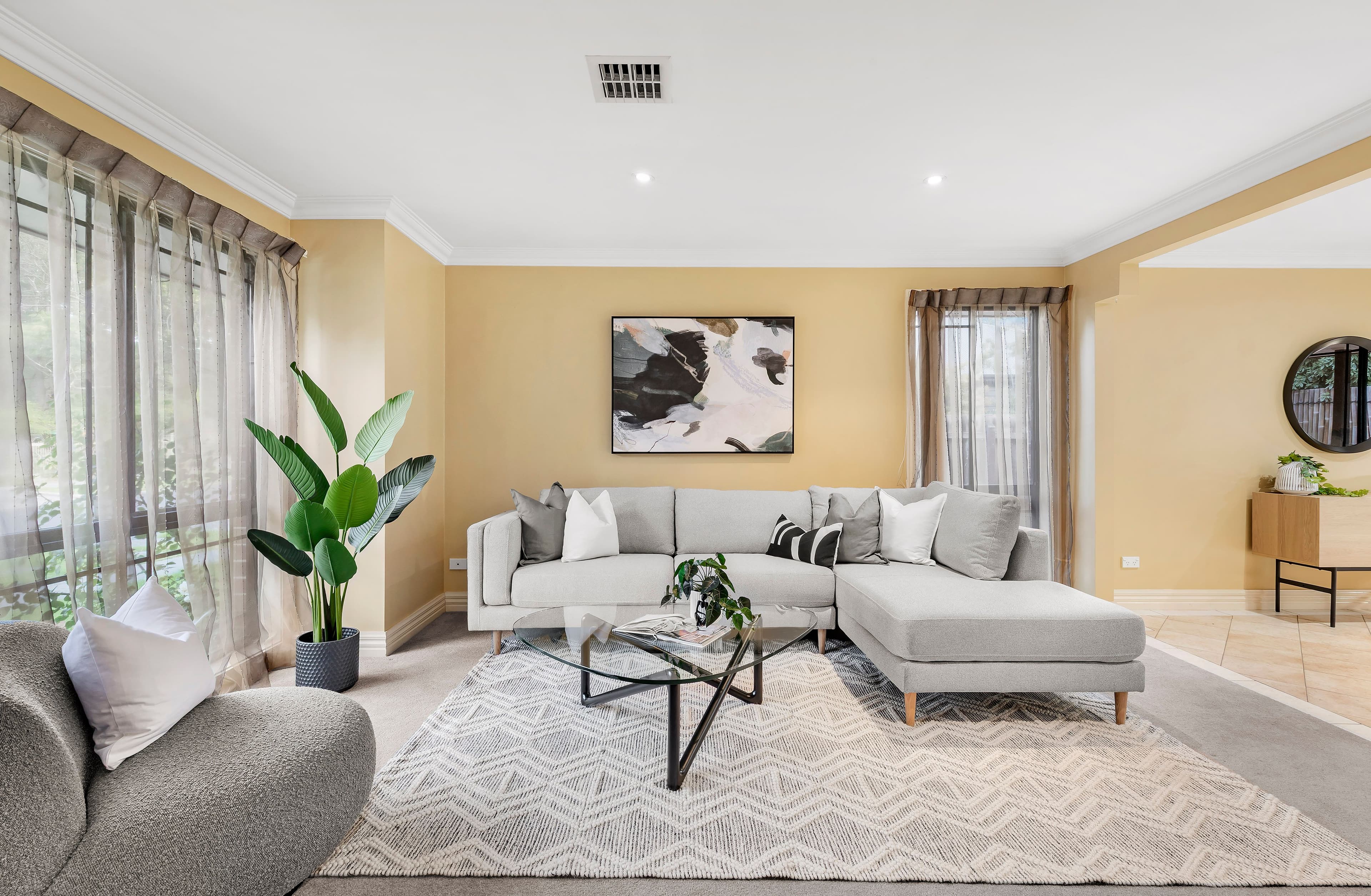 19 Hinkler Avenue, Macleod VIC 3085, Macleod - Thumbnail 2