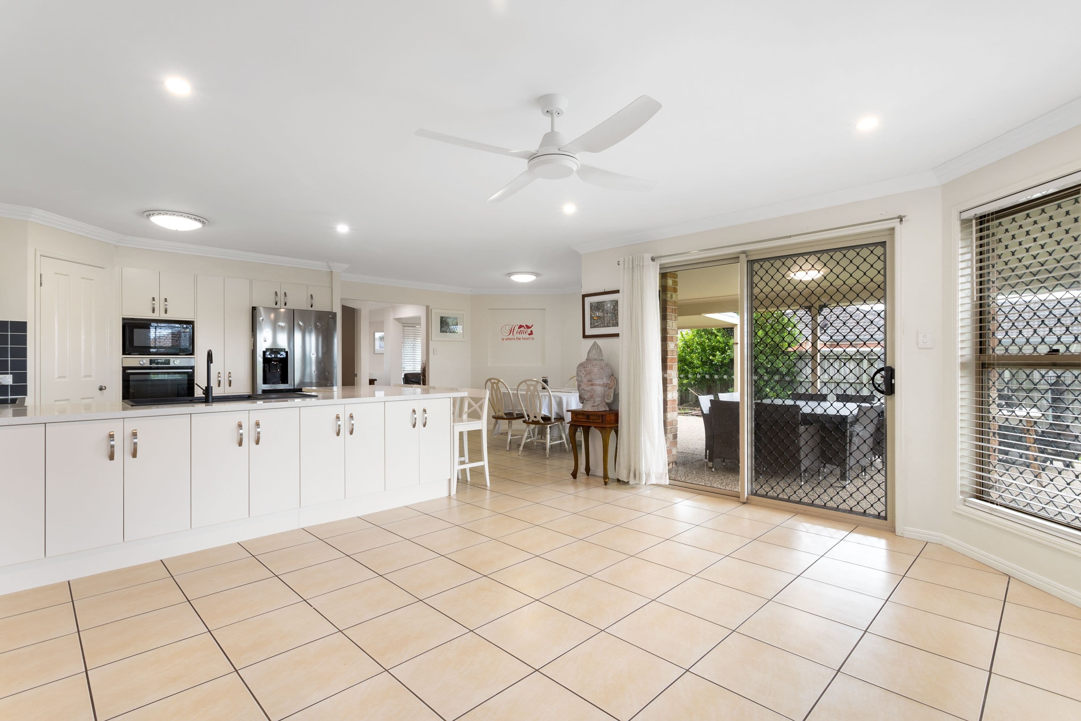 92 Mariner Boulevard, Deception Bay QLD 4508, Deception Bay - Thumbnail 4