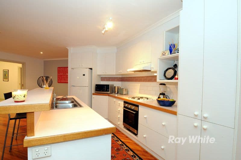 10 Moorgate Court, ROWVILLE VIC 3178, Rowville - Thumbnail 2
