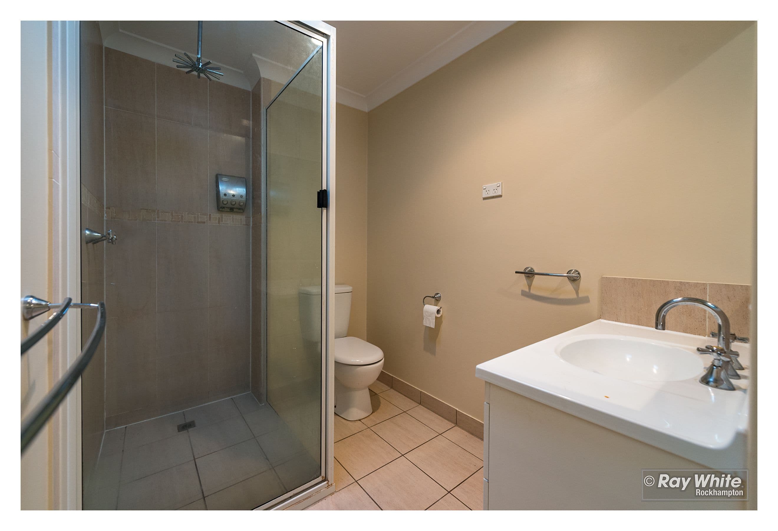29 Church Street, Allenstown QLD 4700, Allenstown - Thumbnail 4