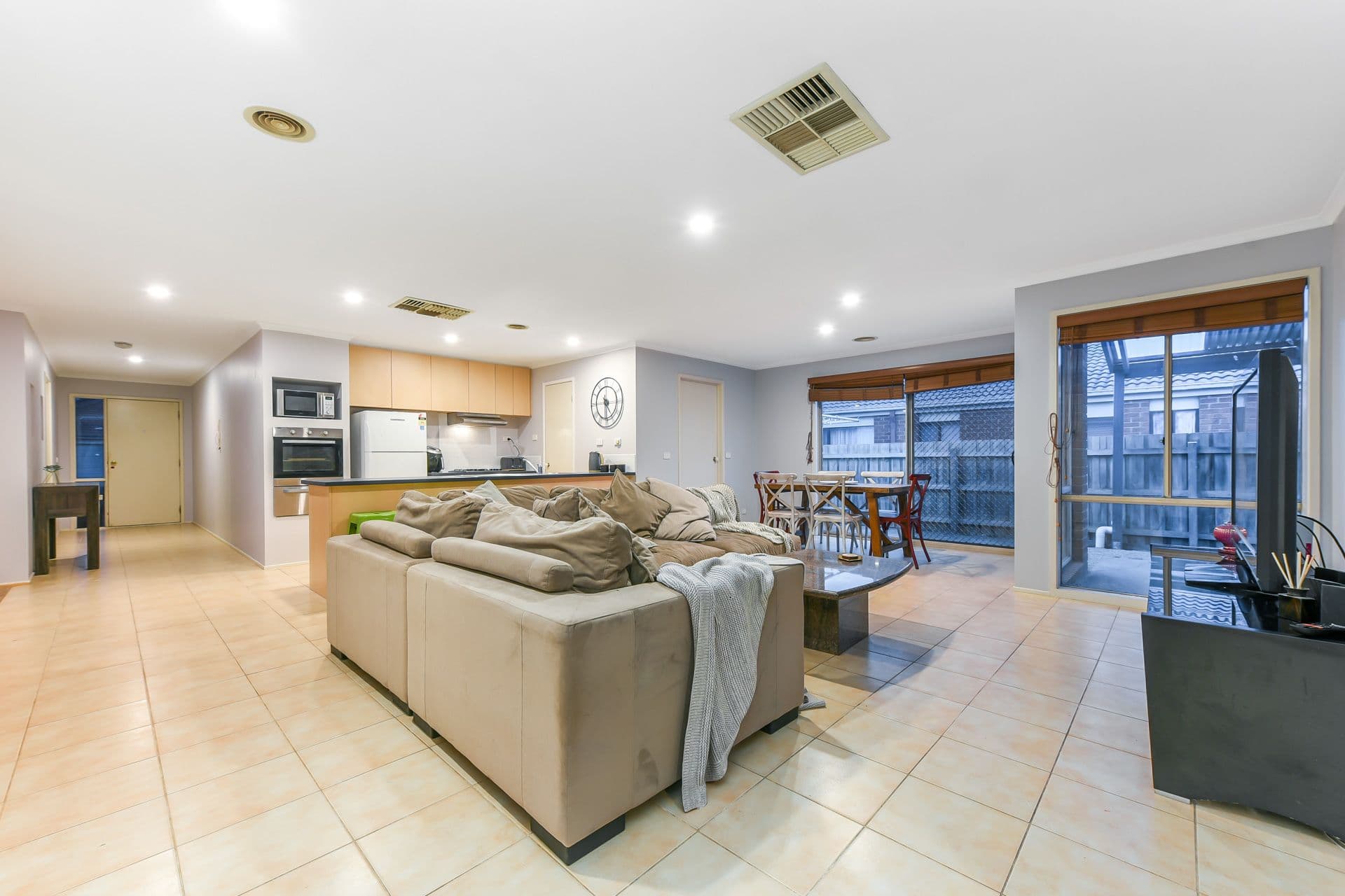 24 McCartney Drive, Narre Warren South VIC 3805, Narre Warren South - Thumbnail 7