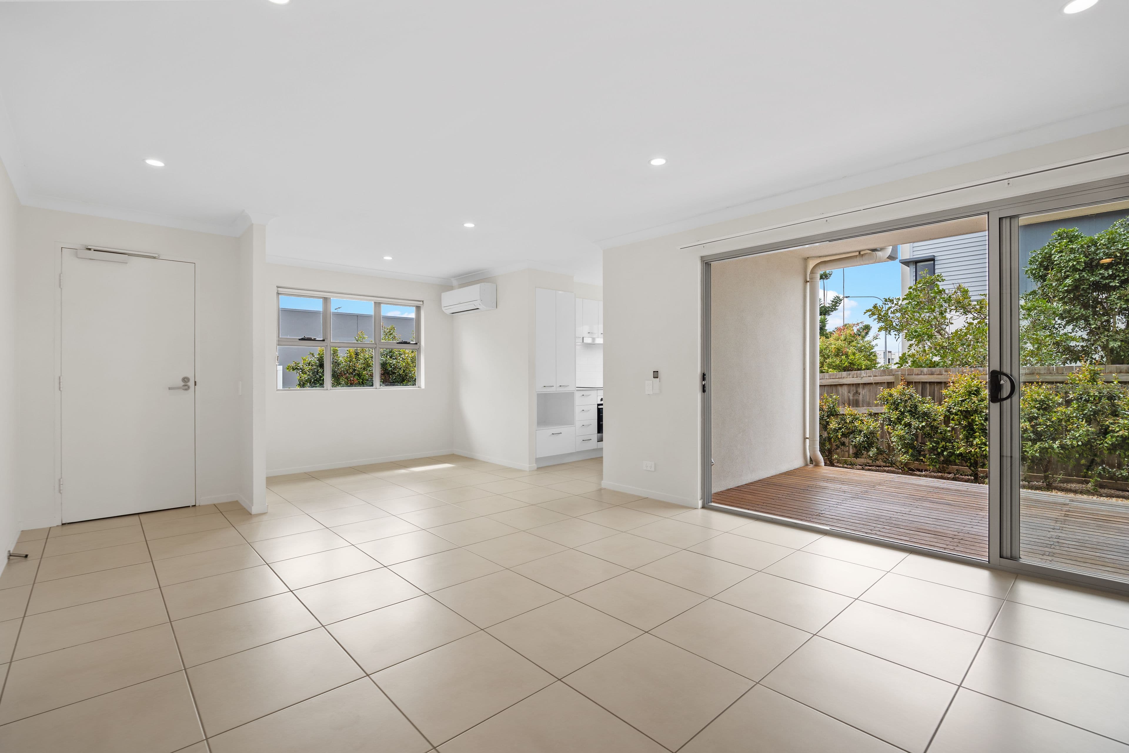 15 Betzel Court, Mango Hill QLD 4509, Mango Hill - Thumbnail 2