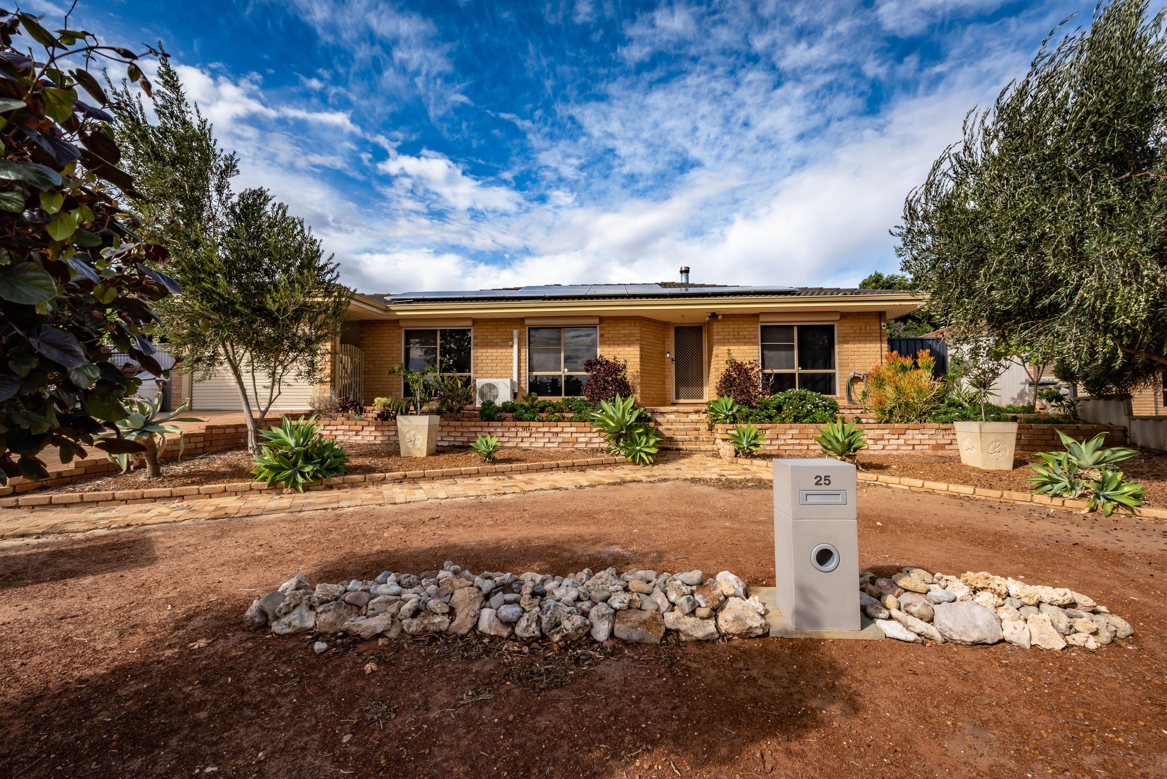 25 Forden Street, Mount Tarcoola WA 6530, Mount Tarcoola - Thumbnail 2