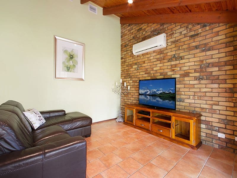 8 Lissadell Street, SHAILER PARK QLD 4128, Shailer Park - Thumbnail 7