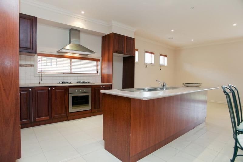 112 The Great Eastern Way, SOUTH MORANG VIC 3752, South Morang - Thumbnail 2