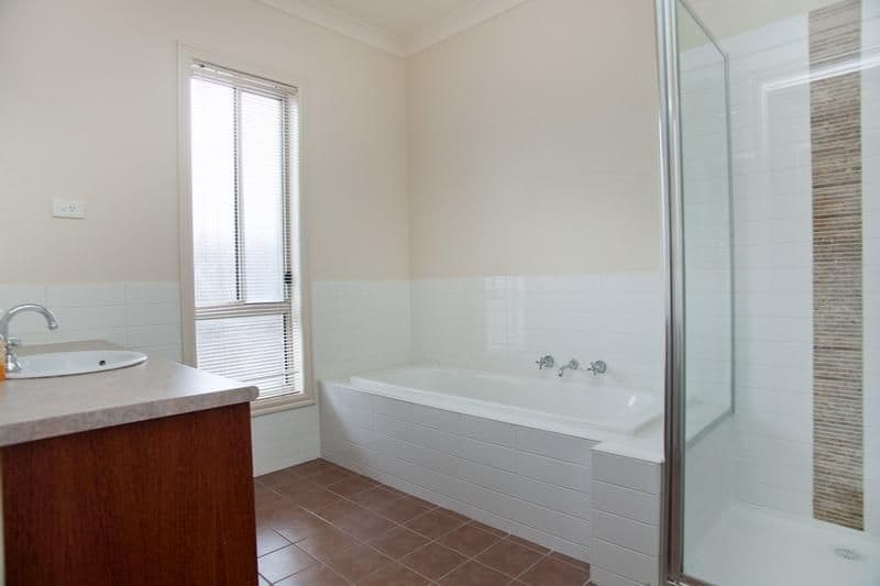 112 The Great Eastern Way, SOUTH MORANG VIC 3752, South Morang - Thumbnail 4
