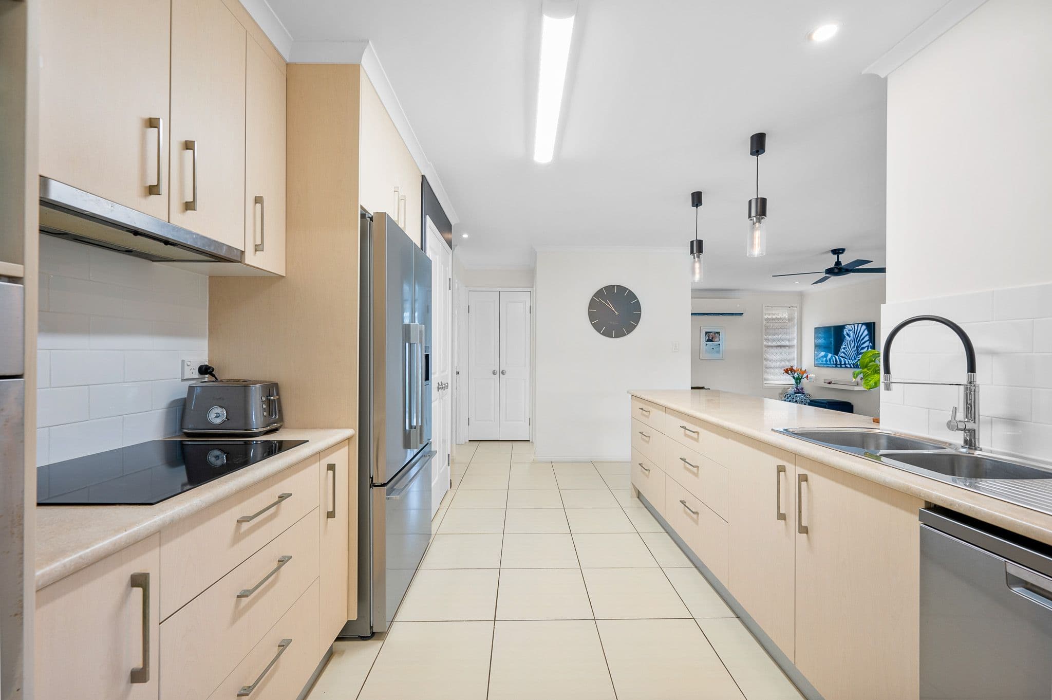 14 Jooloo Court, Kin Kora QLD 4680, Kin Kora - Thumbnail 5