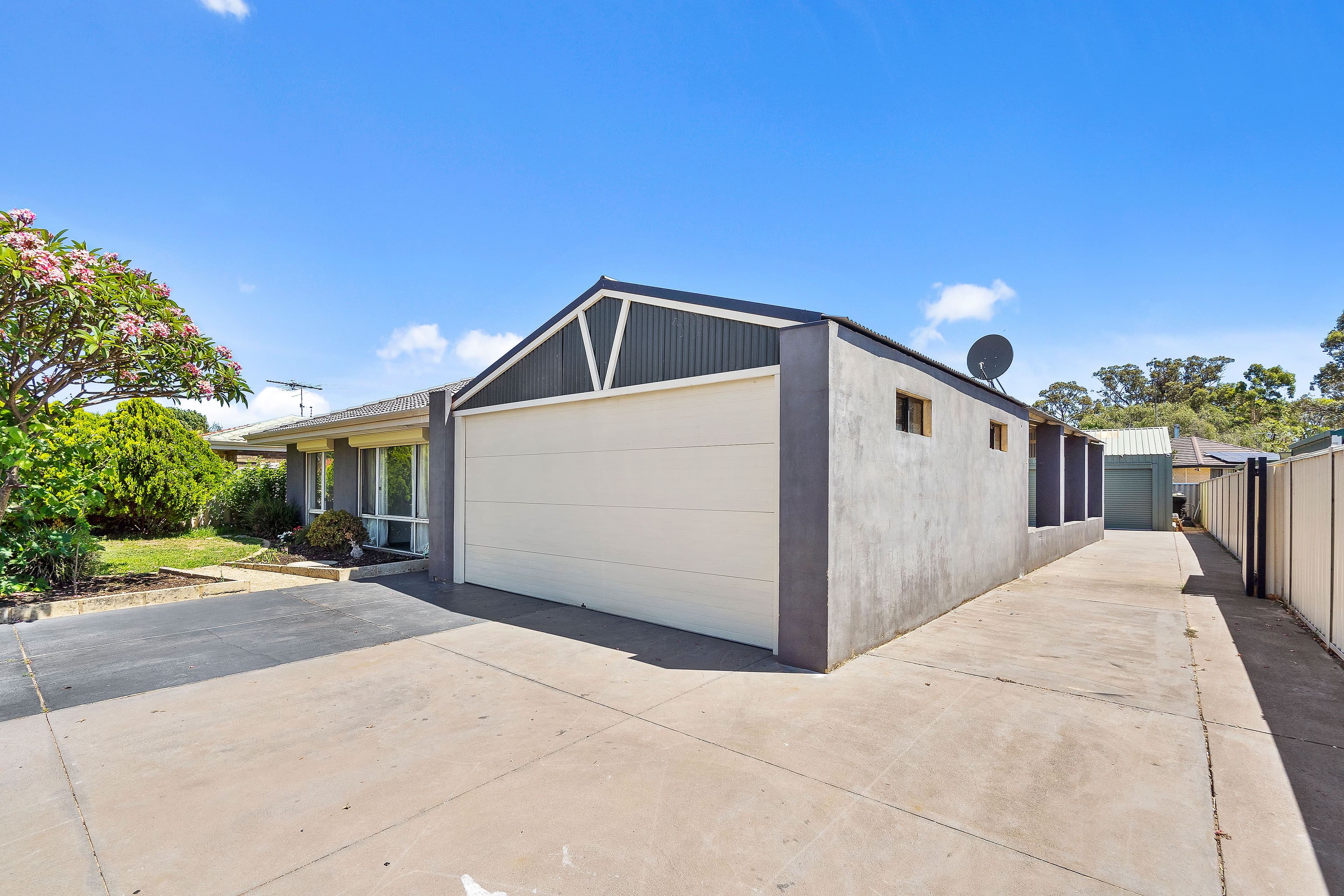 83 Waldron Boulevard, Greenfields WA 6210, Greenfields - Image 1