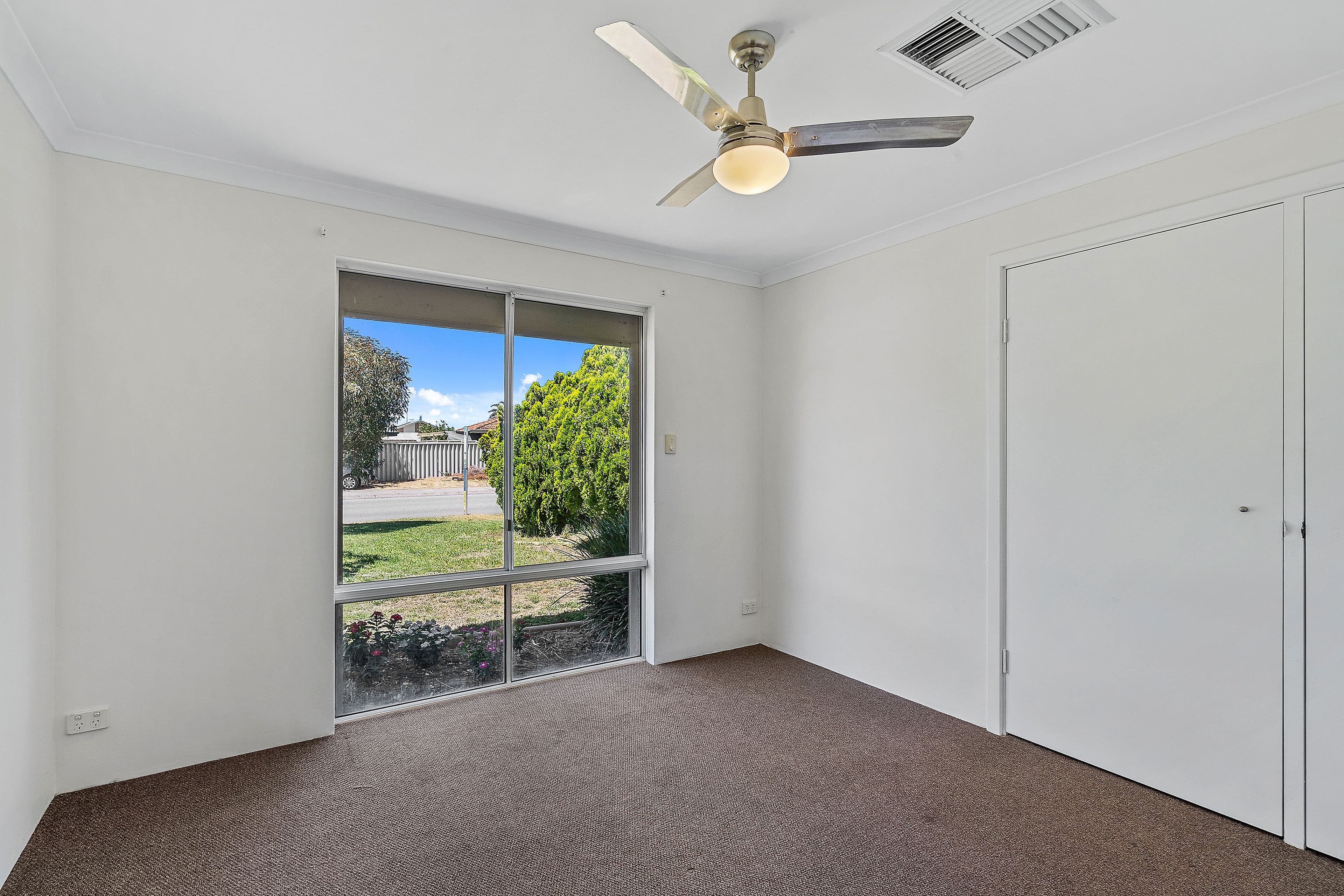 83 Waldron Boulevard, Greenfields WA 6210, Greenfields - Thumbnail 6
