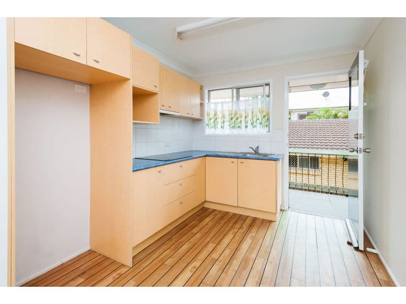 33 Shottery Street, Yeronga QLD 4104, Yeronga - Thumbnail 2