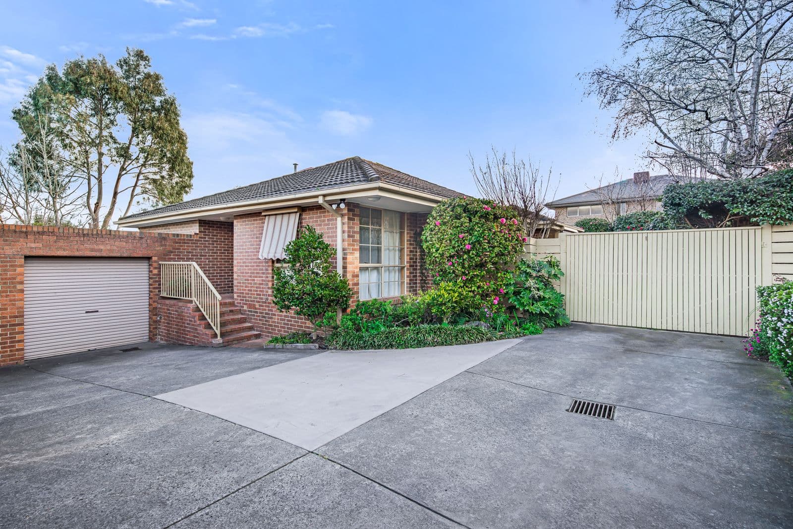 4 Russell Crescent, Mount Waverley VIC 3149, Mount Waverley - Image 1