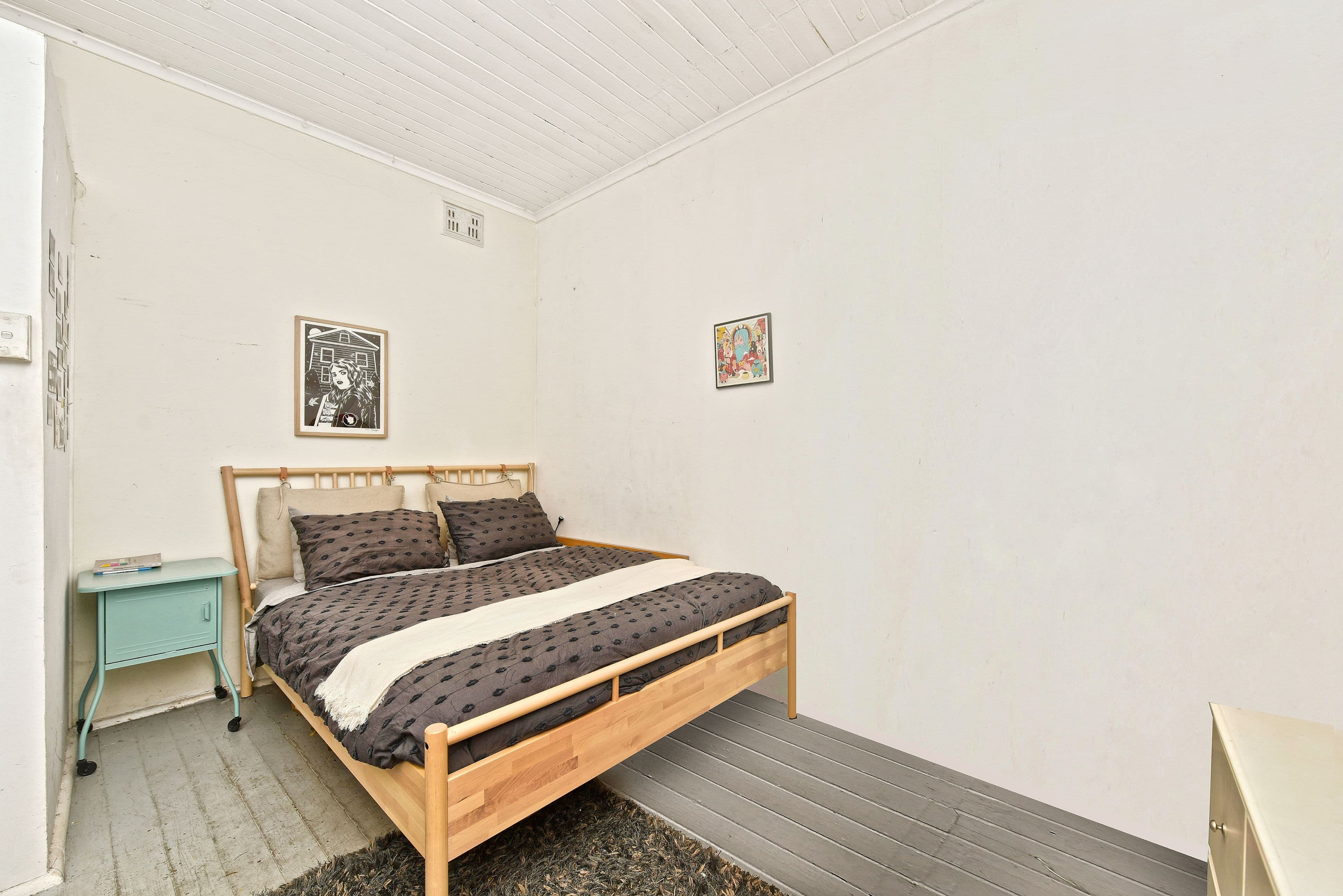 318 Edgeware Road, Newtown - Thumbnail 4