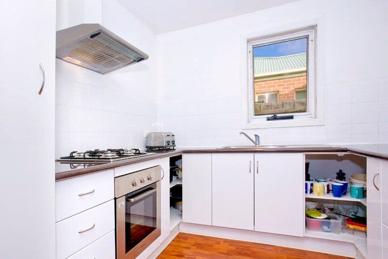 18  Vines Road, HAMLYN HEIGHTS VIC 3215, Hamlyn Heights - Thumbnail 2