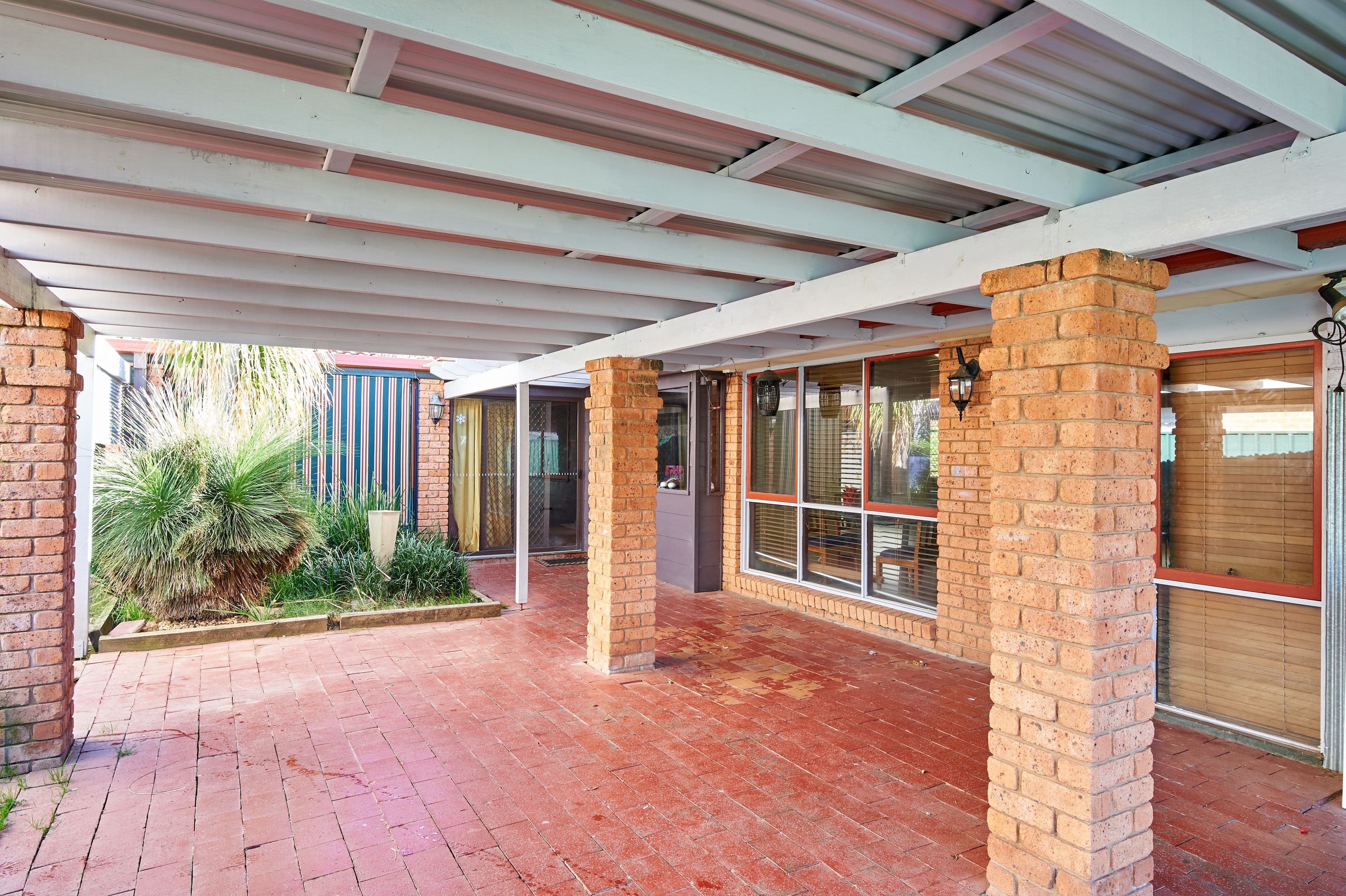1 Bandera Avenue, Glenfield Park - Thumbnail 3