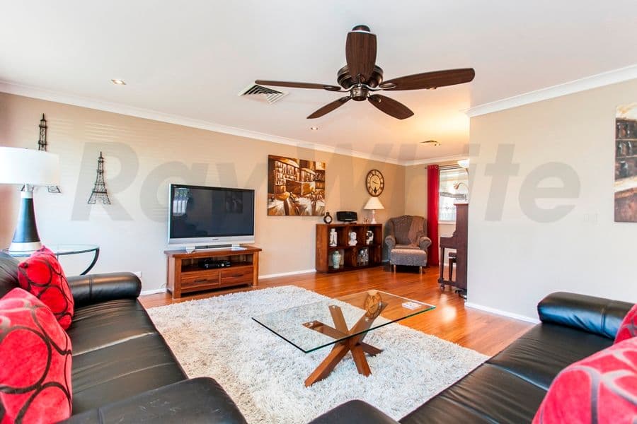13 Michele Avenue, CAMBRIDGE PARK NSW 2747, Cambridge Park - Thumbnail 2