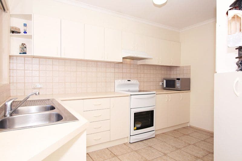 28 Arlington Street, RINGWOOD VIC 3134, Ringwood - Thumbnail 2