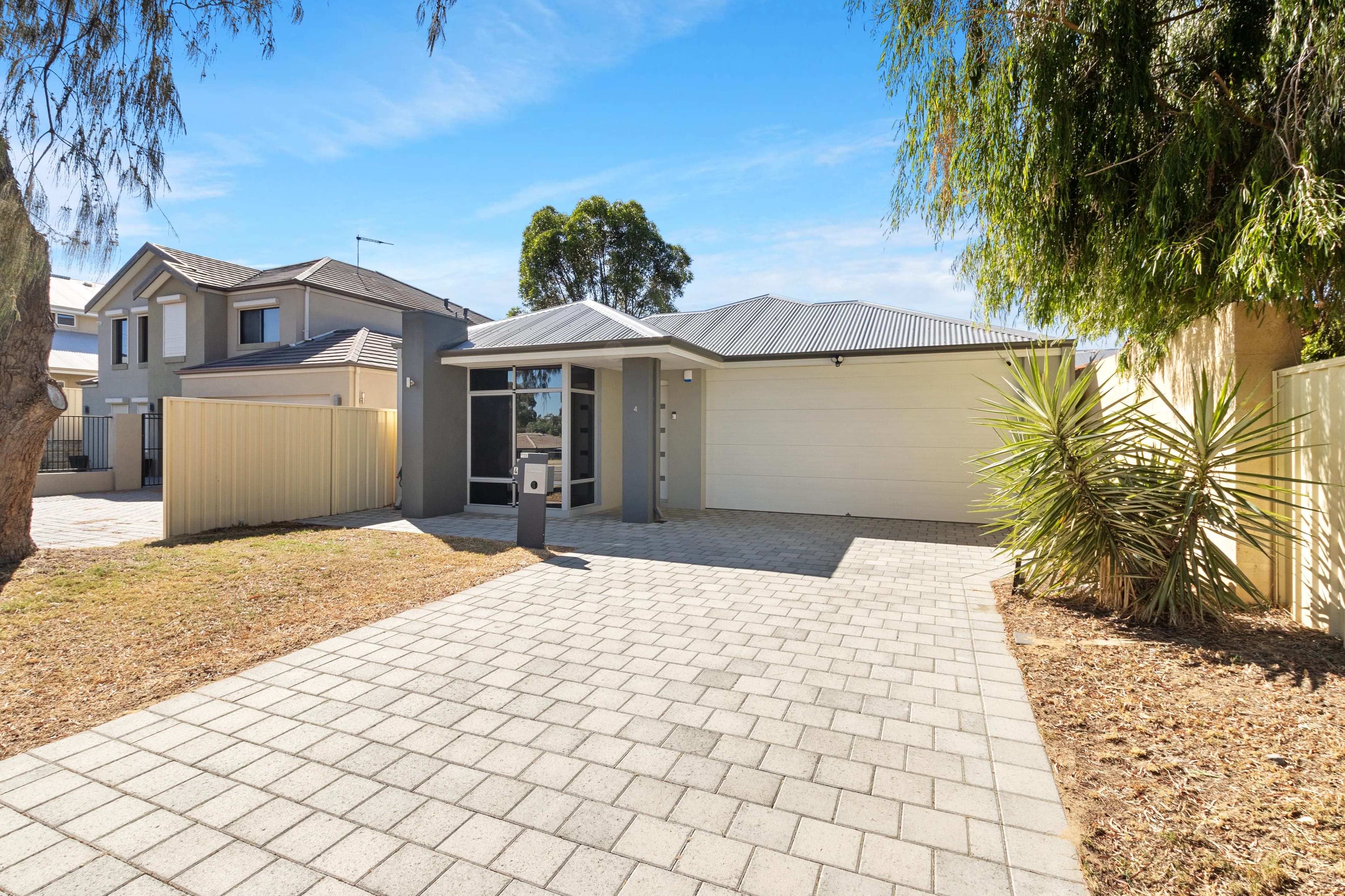 4 Bridgewater Drive, Kallaroo WA 6025, Kallaroo - Thumbnail 2