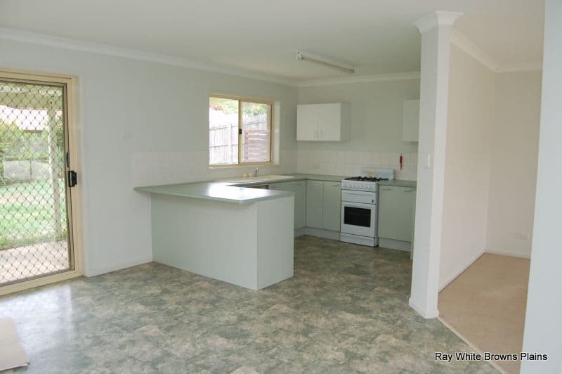 13 Ferndale Street, BORONIA HEIGHTS QLD 4124, Boronia Heights - Thumbnail 2