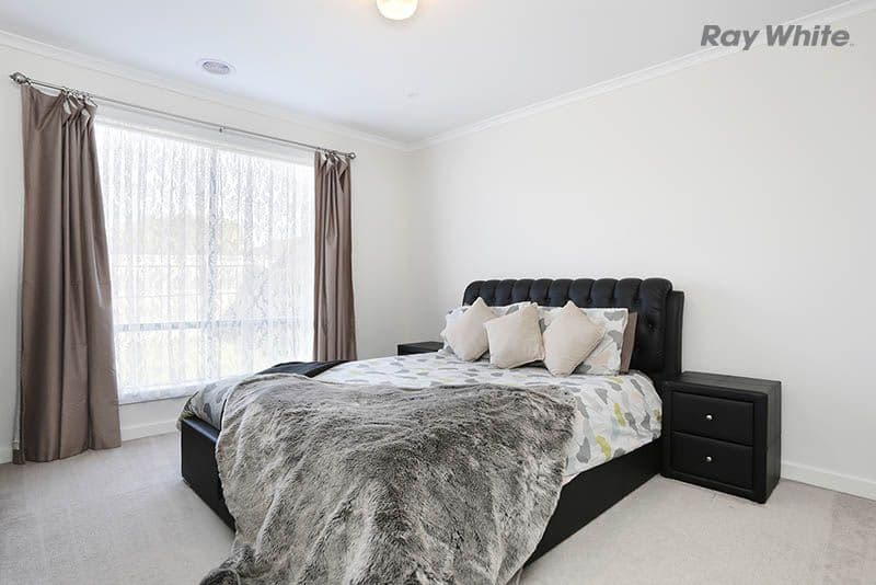 4 Tribute Court, Point Cook VIC 3030, Point Cook - Thumbnail 7