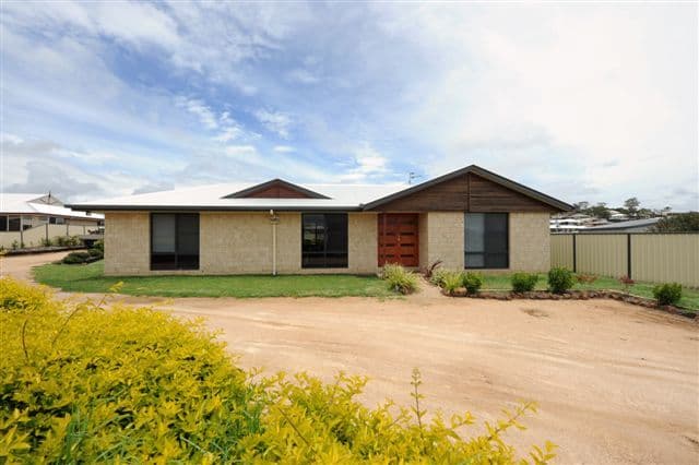 9 Marlowe Court, WESTBROOK QLD 4350, Westbrook - Image 1
