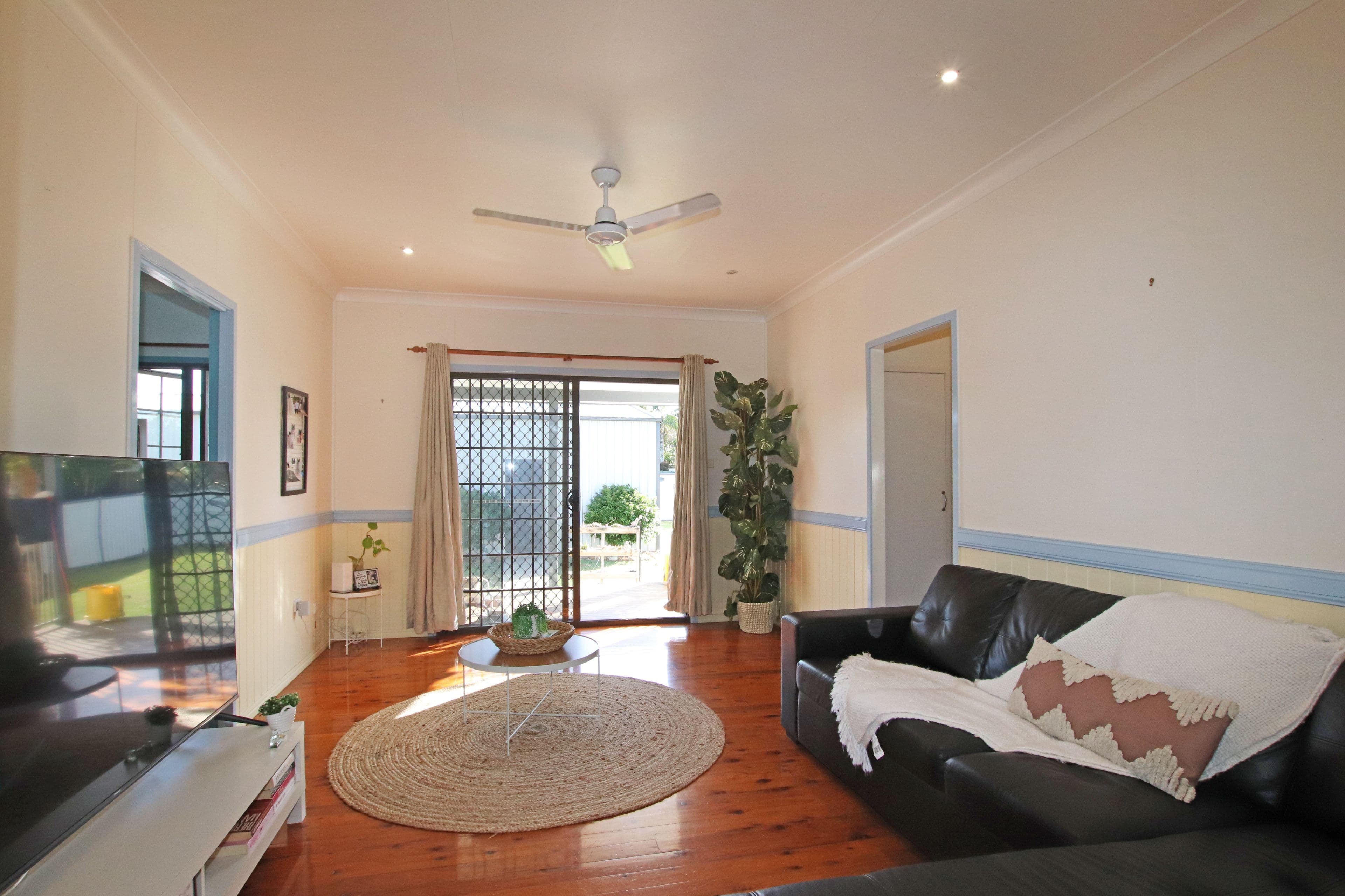 18 Kariboe Street, Biloela QLD 4715, Biloela - Thumbnail 3