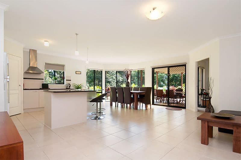 37 Otto Nothling Place, BEERWAH QLD 4519, Beerwah - Thumbnail 5
