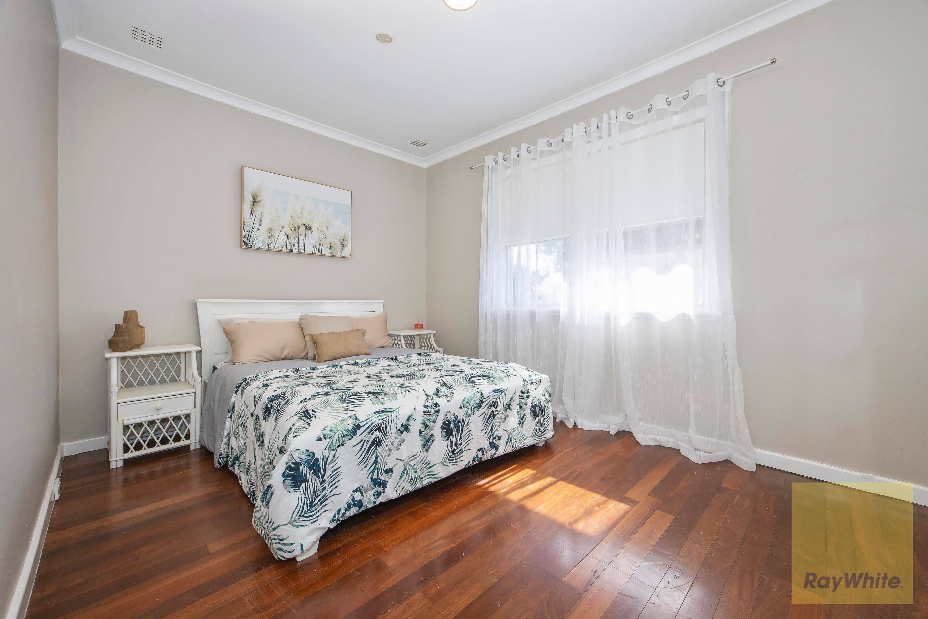 12 Northumberland Road, Forrestfield WA 6058, Forrestfield - Thumbnail 7