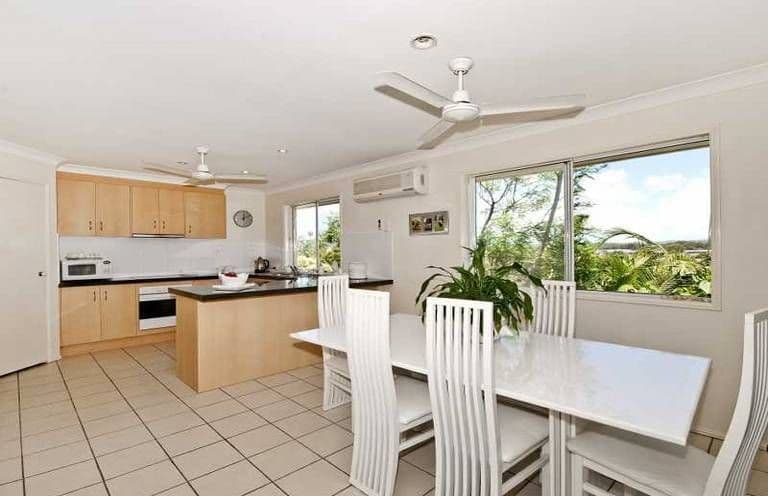 16  Castle Court, TUGUN QLD 4224, Tugun - Thumbnail 2