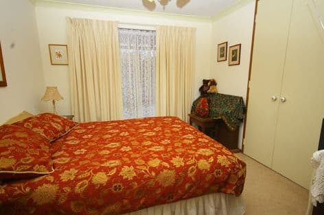 8 Towerhill Road, ALEXANDER HEIGHTS WA 6064, Alexander Heights - Thumbnail 3