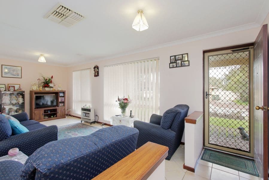23 Wenstead Place, Stratton WA 6056, Stratton - Thumbnail 3