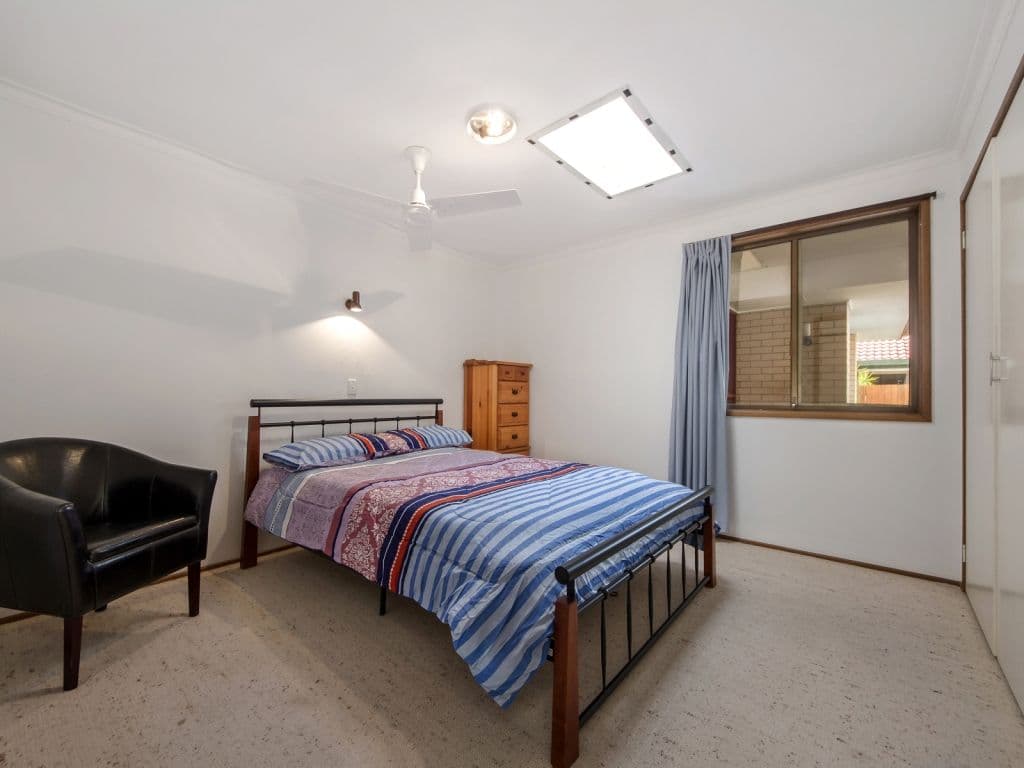 15 Dunkeith Avenue, BENOWA WATERS QLD 4217, Benowa - Thumbnail 7