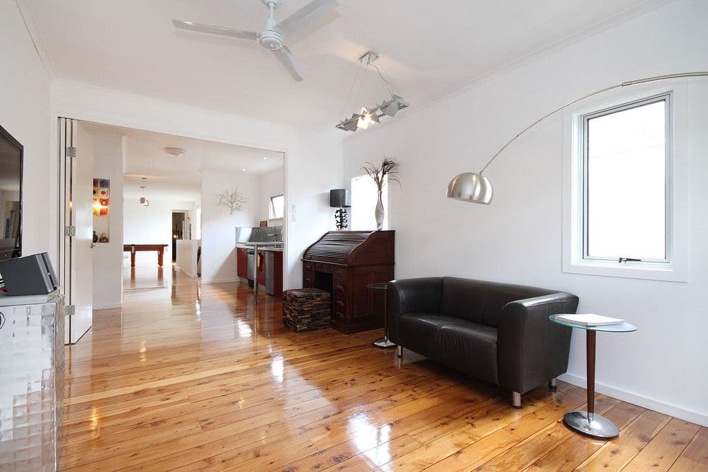 12 Raff Avenue, Holland Park QLD 4121, Holland Park - Thumbnail 6