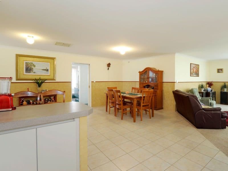 24 Eyre Street, WAIKIKI WA 6169, Waikiki - Thumbnail 5