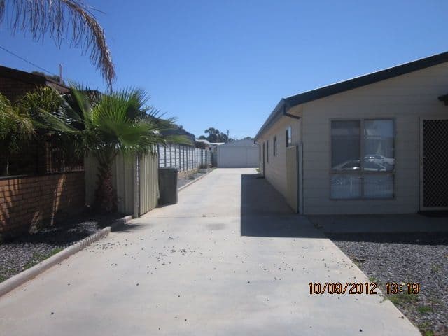 564 Wolfram Street, BROKEN HILL NSW 2880, Broken Hill - Thumbnail 5