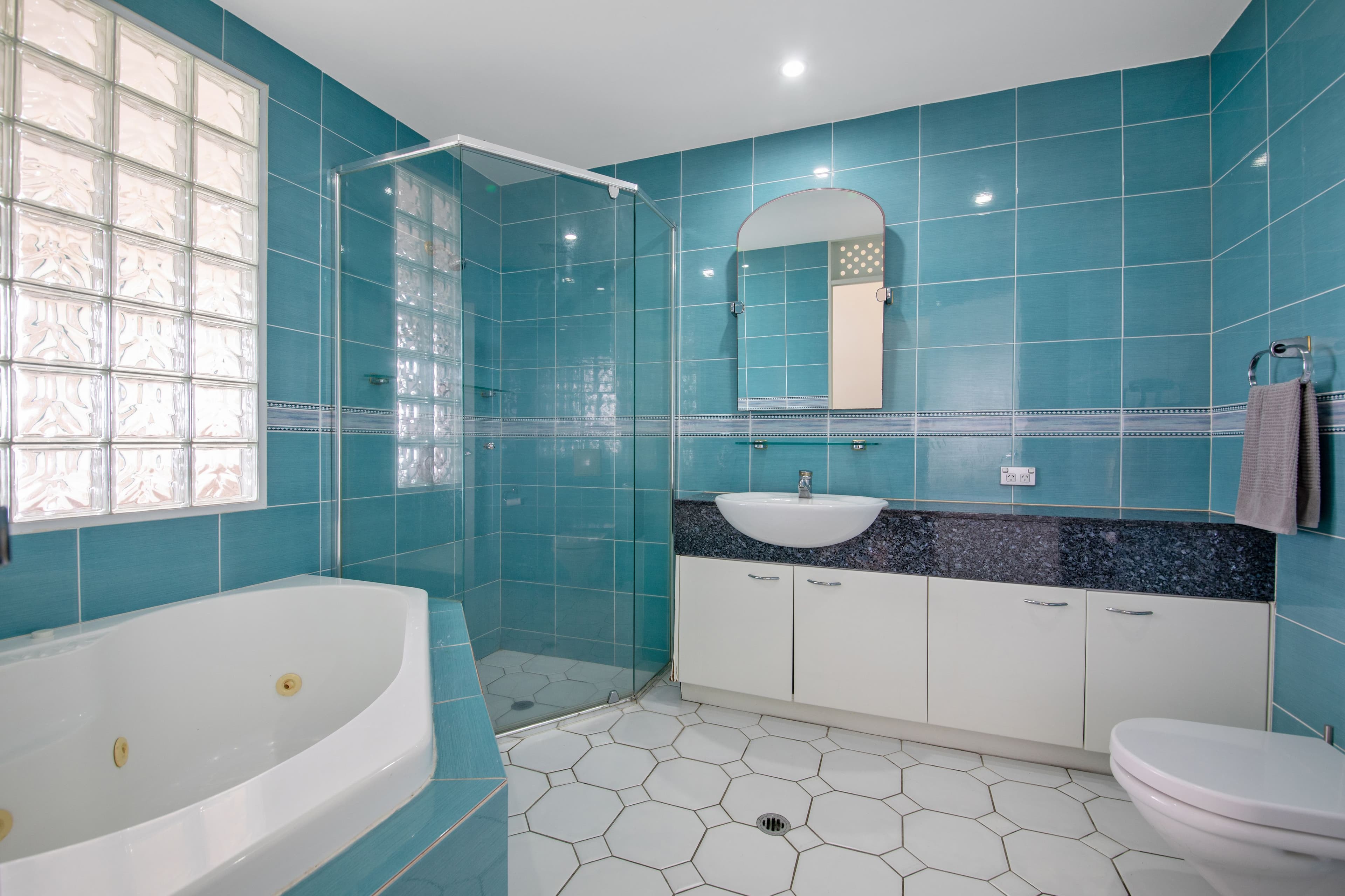 10-12 Marina Walk, Alexandra Headland QLD 4572, Alexandra Headland - Thumbnail 7