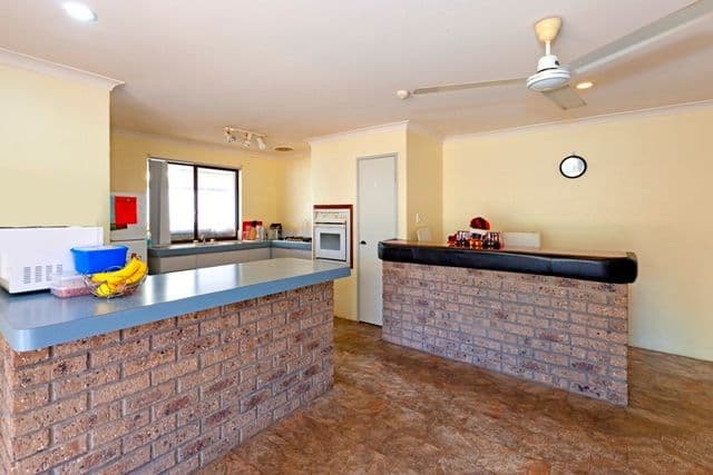 8 Warner Road, PARMELIA WA 6167, Parmelia - Thumbnail 4