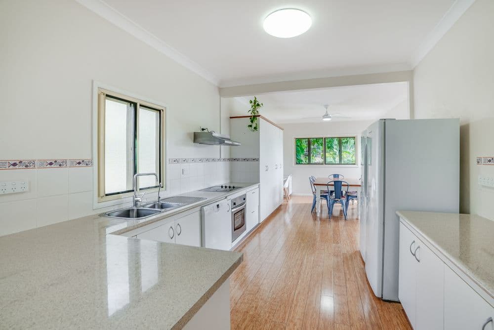 8 Hunter Street, West Gladstone QLD 4680, West Gladstone - Thumbnail 6