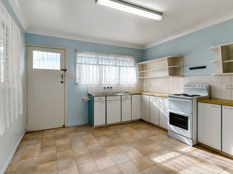 8 Grant Street, BALMORAL QLD 4171, Balmoral - Thumbnail 6