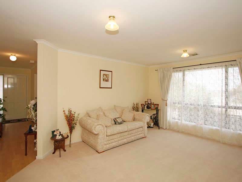 13 Hazeltine Drive, SEAFORD RISE SA 5169, Seaford Rise - Thumbnail 2