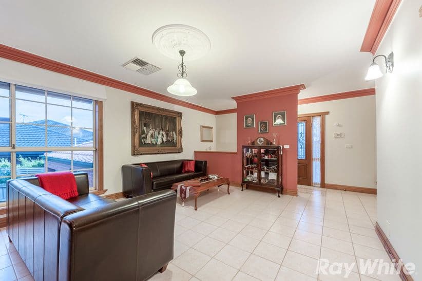 11 Sinclair Court, Mill Park VIC 3082, Mill Park - Thumbnail 3