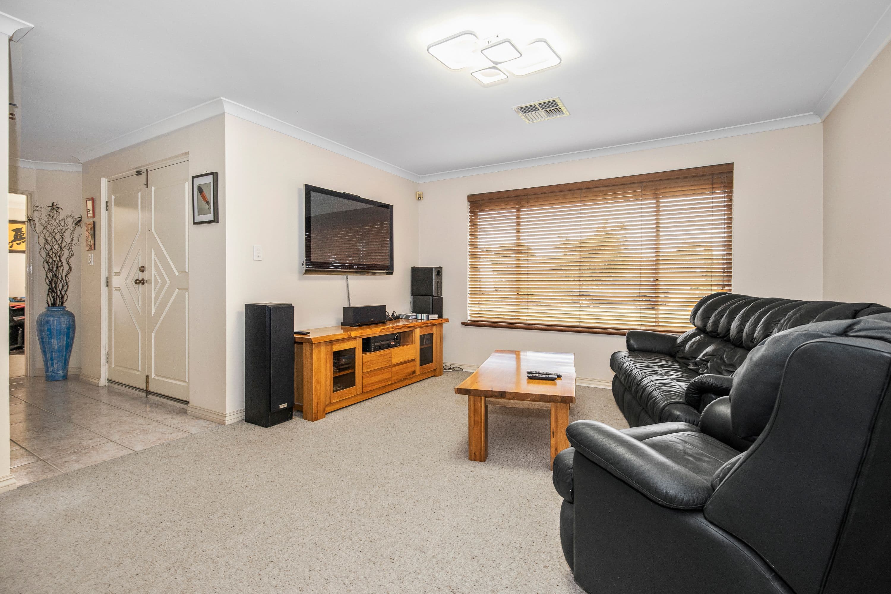 40 Mudlark Crescent, Ballajura WA 6066, Ballajura - Thumbnail 4