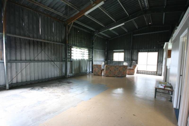 34  Lawrie, SARINA QLD 4737, Sarina - Thumbnail 4