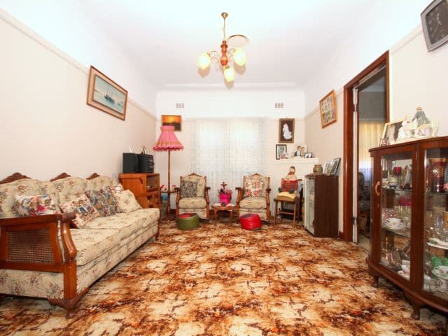 7 Mitcham Road, BANKSTOWN NSW 2200, Bankstown - Thumbnail 2