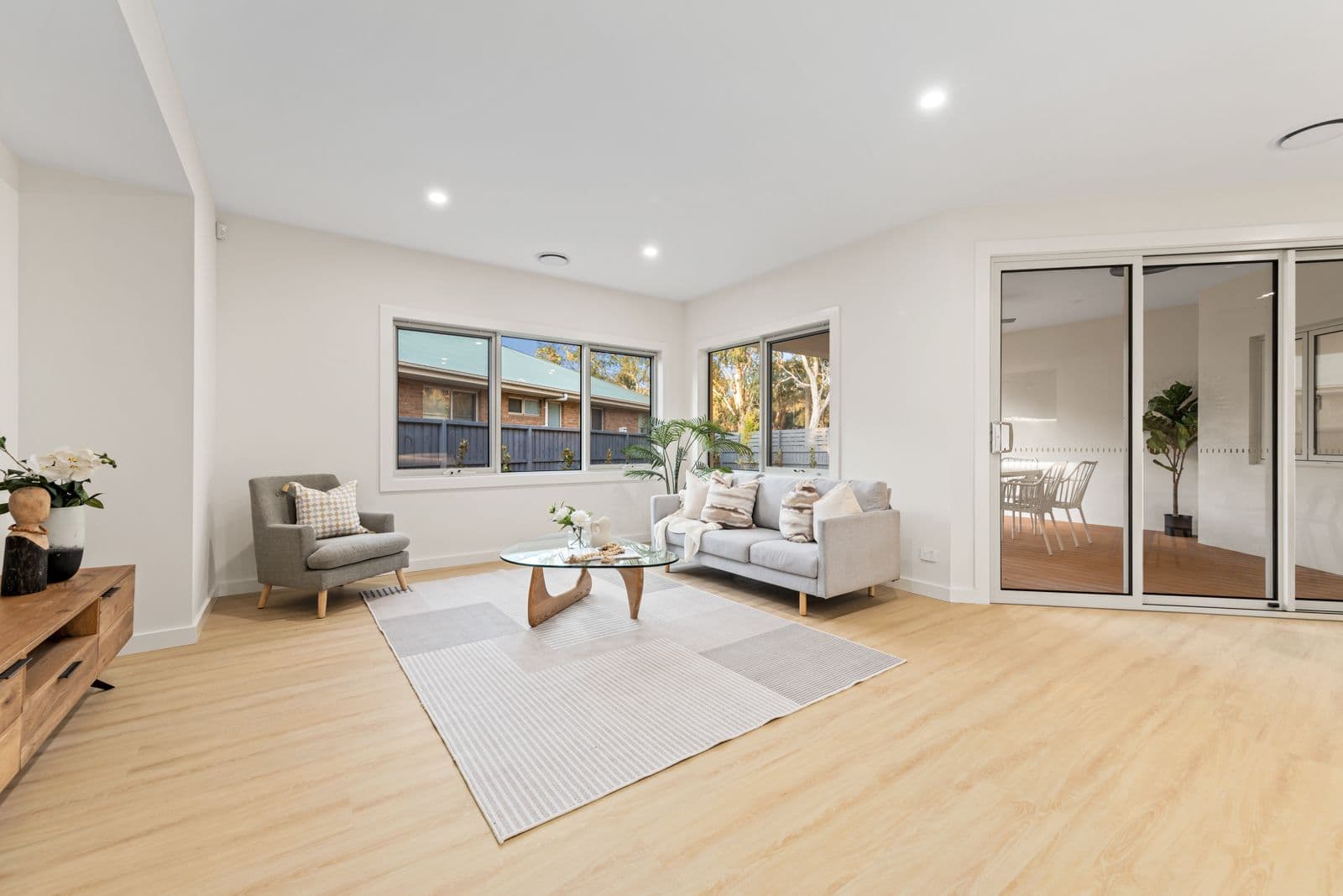 9 Kent Close, Blackburn North VIC 3130, Blackburn North - Thumbnail 4