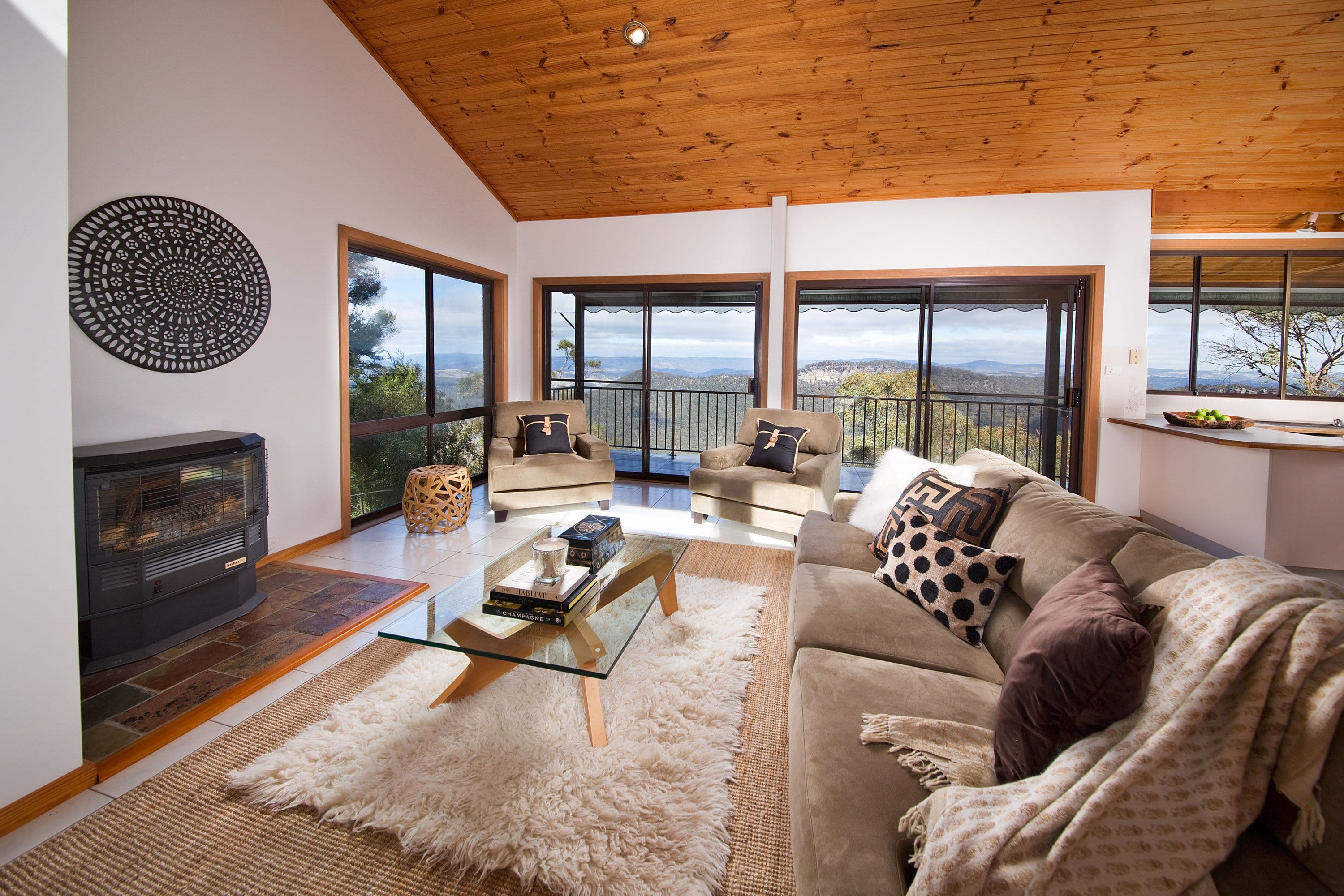 230 Victoria Street, Mount Victoria - Thumbnail 2