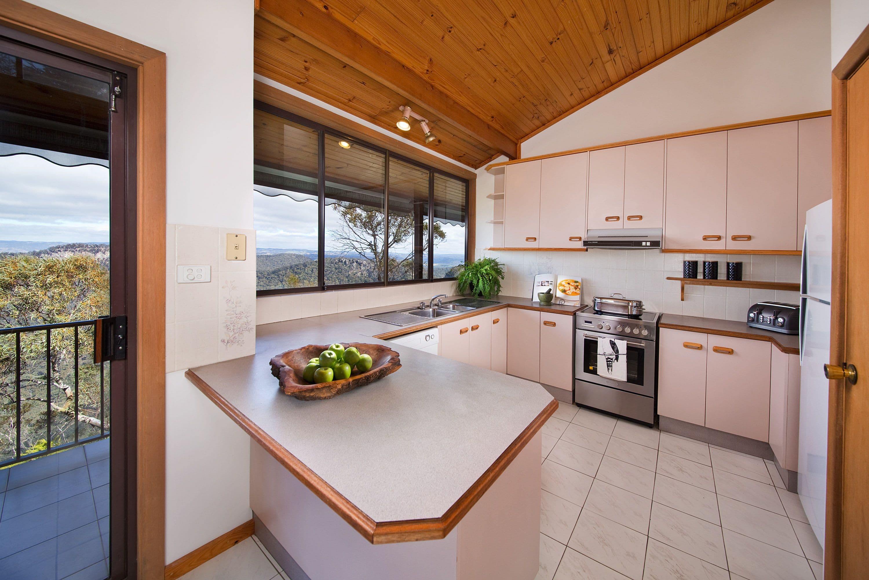 230 Victoria Street, Mount Victoria - Thumbnail 6