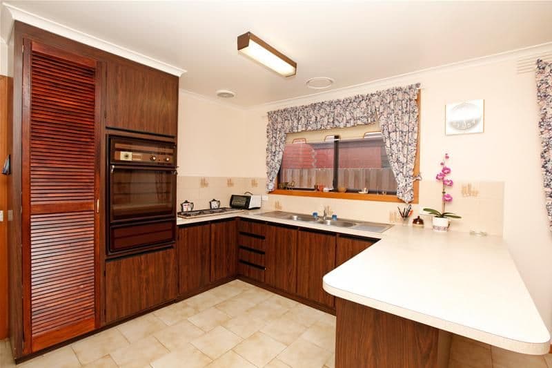 24 Marshall Drive, MILL PARK VIC 3082, Mill Park - Thumbnail 2