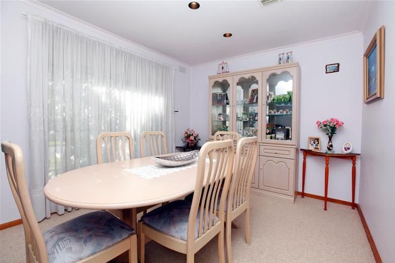 24 Marshall Drive, MILL PARK VIC 3082, Mill Park - Thumbnail 5